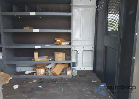 2016 Ford Transit-350 z USA, uszkodzony, nr VIN 1FTBW2CM8GKB57162